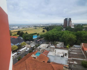 Alem y Formosa departamento con vista al golf